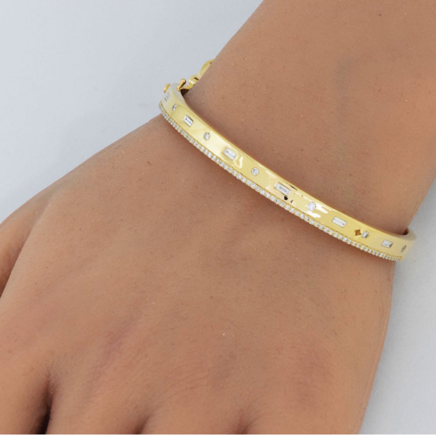 Round and Baguette Cut Diamond Bangle Bracelet