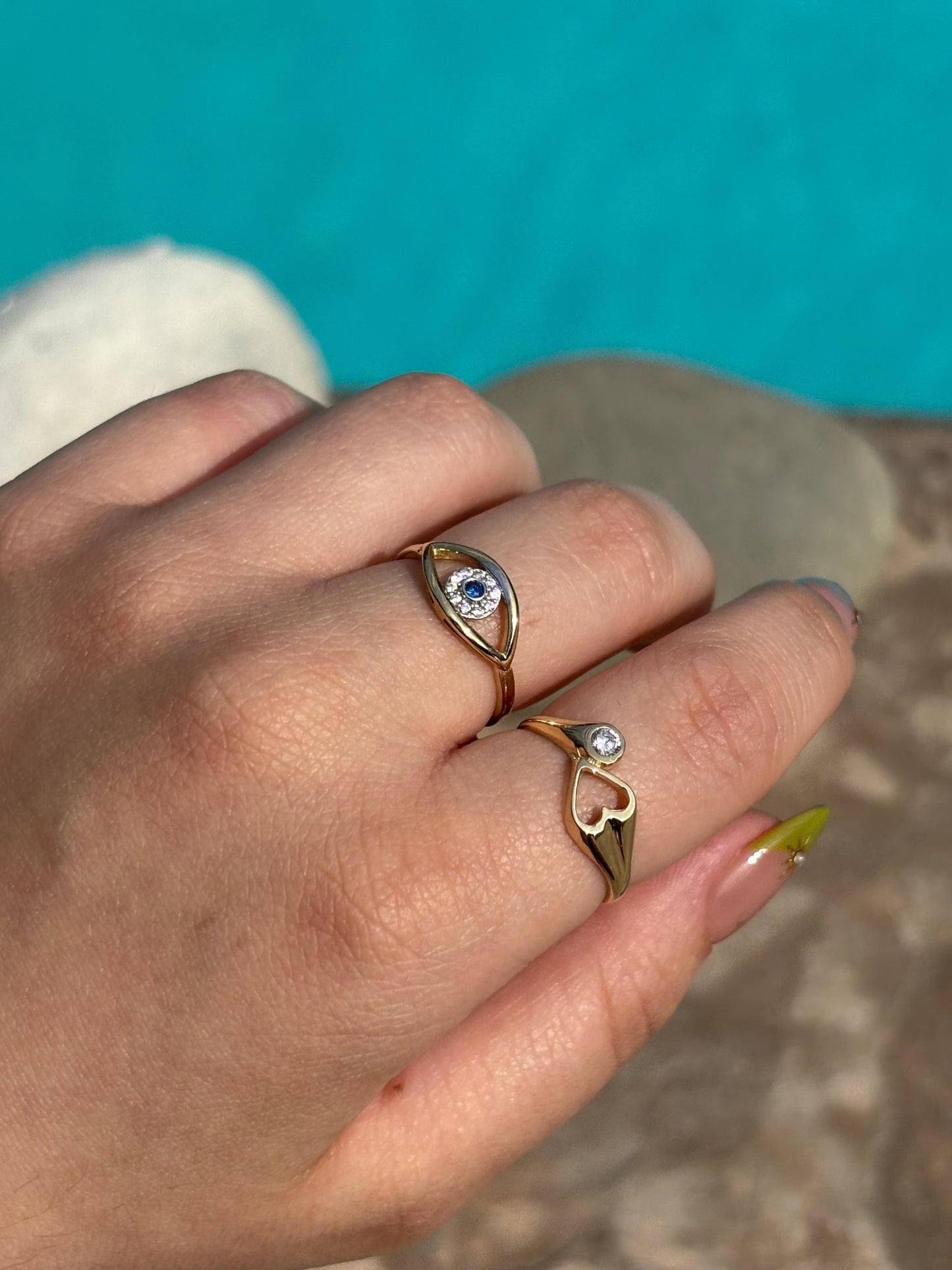Single Stone Heart Ring