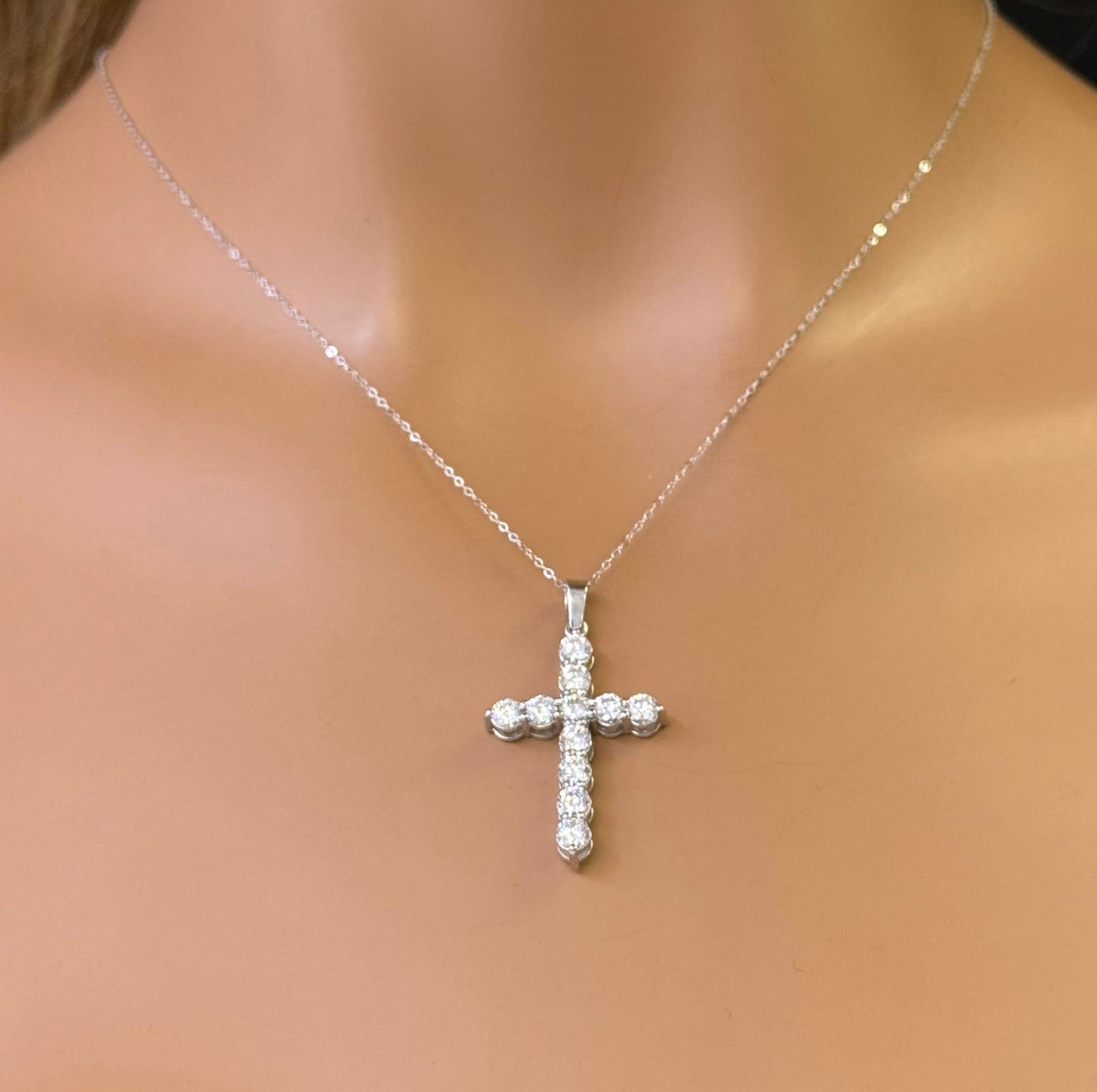 2ct Diamond Cross Necklace