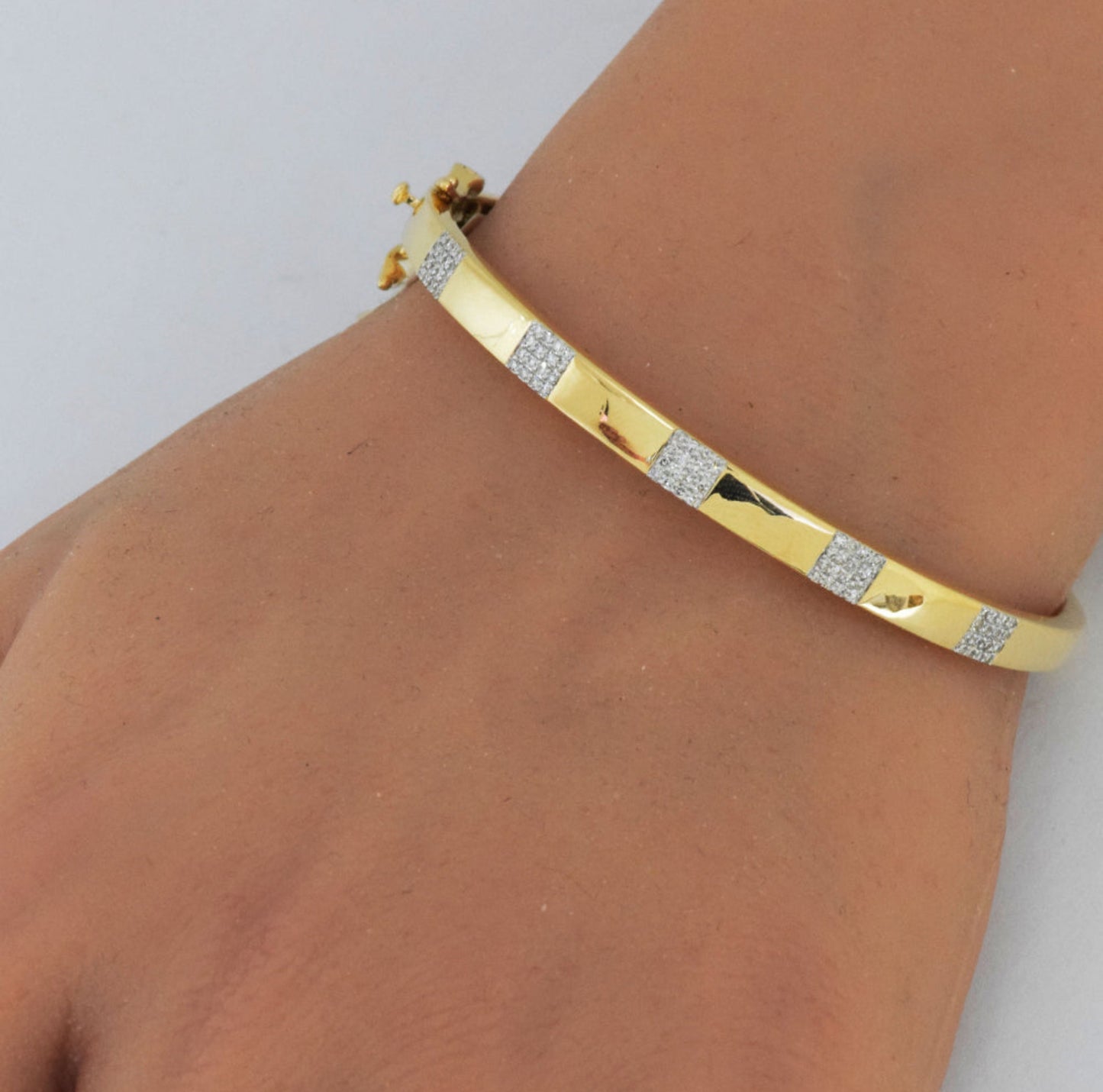 Gold and Diamond Pattern Bangle Bracelet