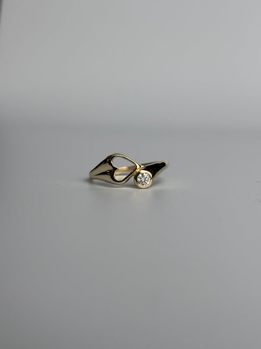 Single Stone Heart Ring